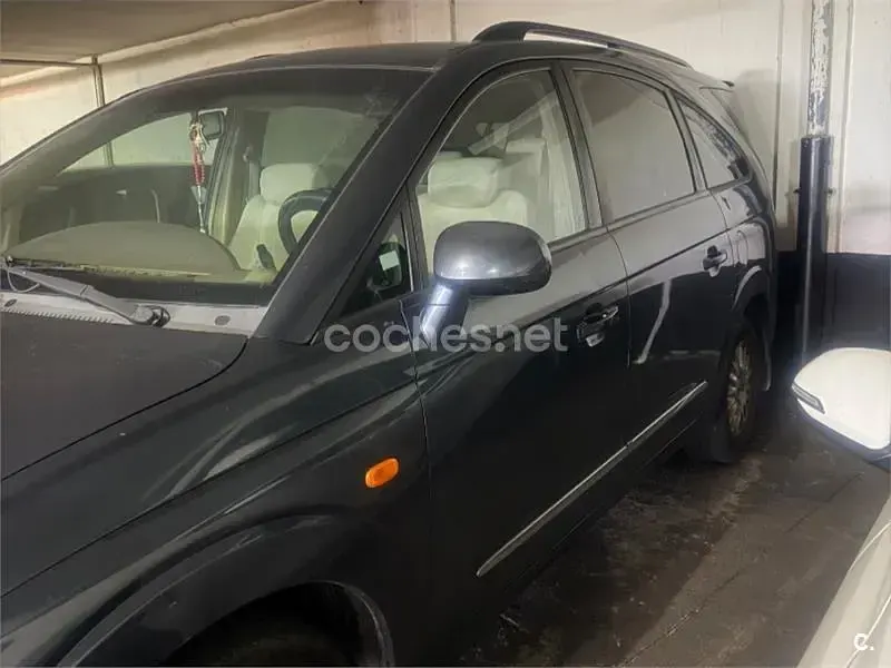 Usado SsangYong Rodius 165 CV (121 kW) 2006 Azul Monovolumen
