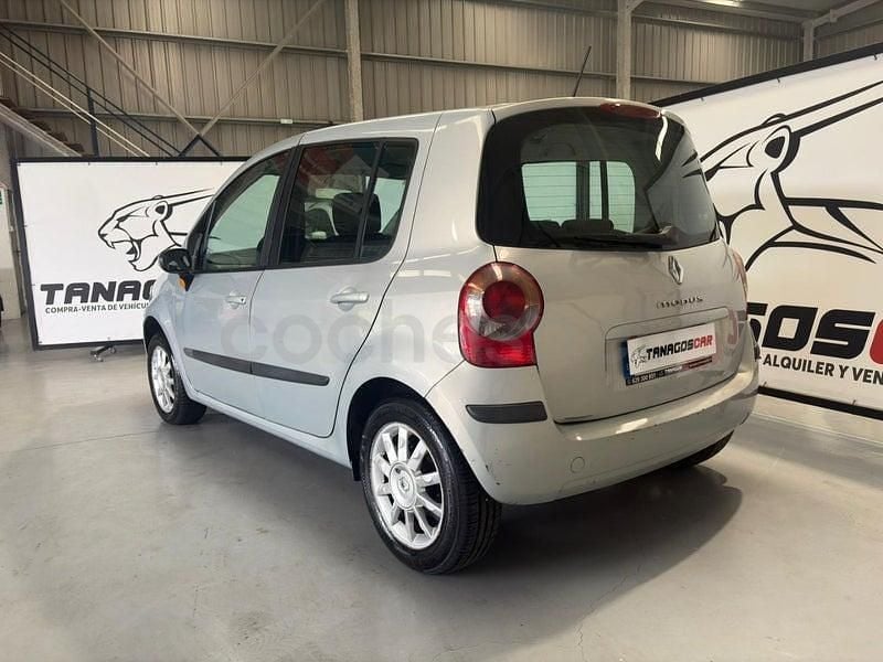 Usado Renault Modus Dynamique 80 CV (58 kW) 2005 Azul Monovolumen