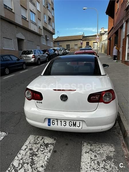 Usado VW Eos 122 CV (89 kW) 2009 Blanco Descapotable