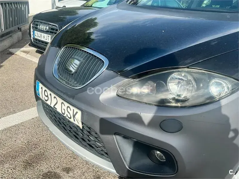 Usado Seat Altea 200 CV (147 kW) 2009 Negro Monovolumen