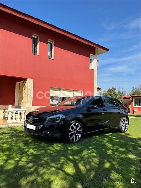 Usado Mercedes A200 AMG line 136 CV (100 kW) 2014 Negro Berlina