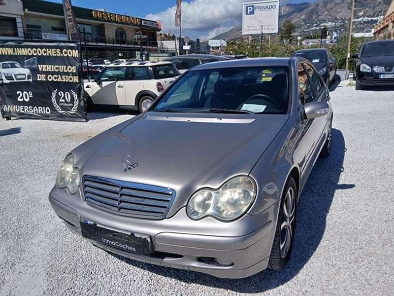 Beige Usado 2003 Mercedes C180 Berlina | 3999 € (Un poco caro) - Imagen 1/4