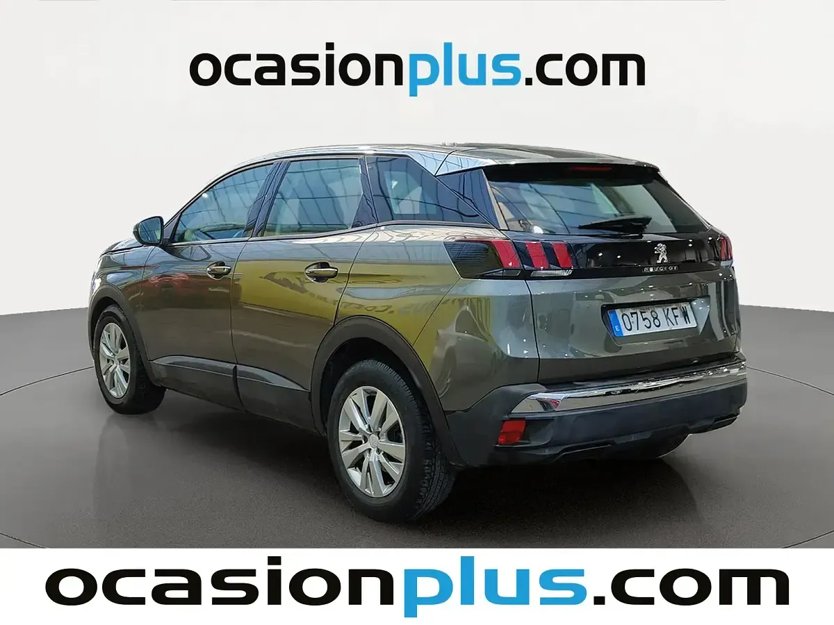Usado Peugeot 3008 Active 130 CV (95 kW) 2017 Gris SUV