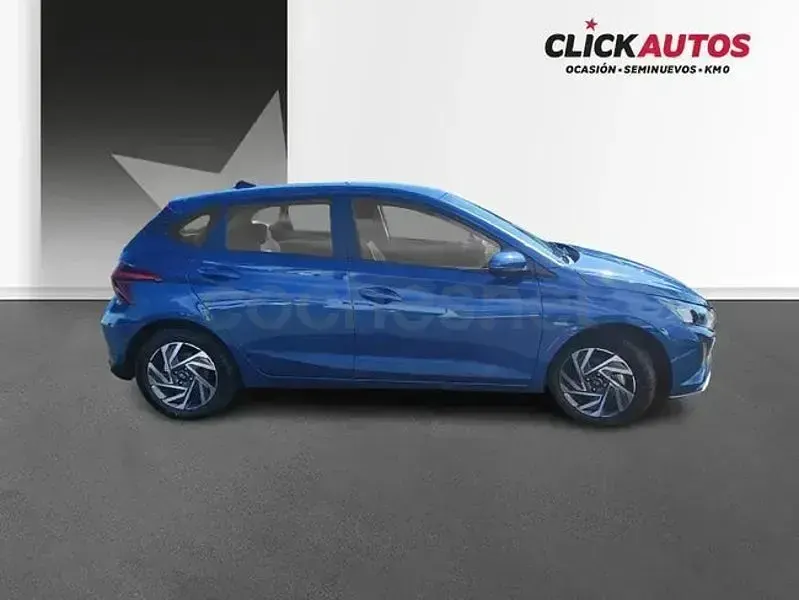 Usado Hyundai i20 100 CV (73 kW) 2026 Azul Utilitario