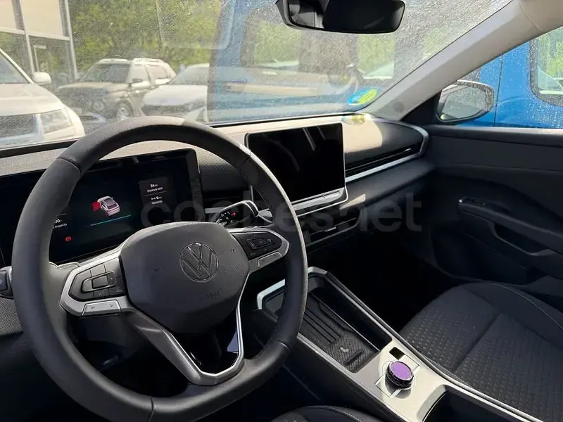 Nuevo VW T-Roc 116 CV (85 kW) 2026 Azul SUV