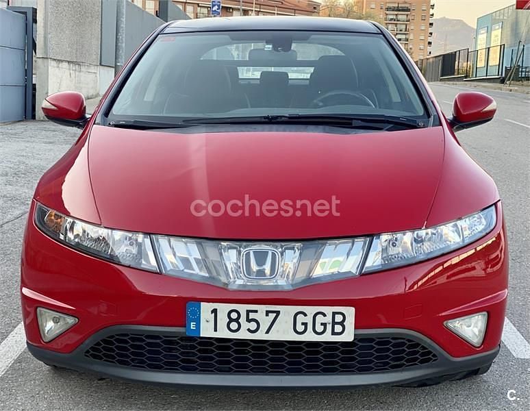 Usado Honda Civic Executive 140 CV (102 kW) 2008 Rojo Berlina