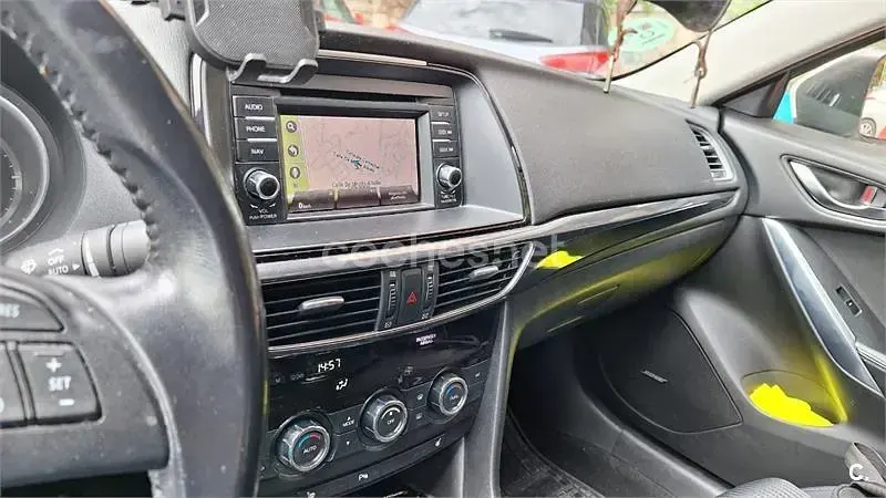 Usado Mazda 6 Luxury 150 CV (110 kW) 2014 Blanco Berlina