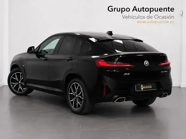 Usado BMW X4 Comfort Edition 286 CV (210 kW) 2022 Negro SUV