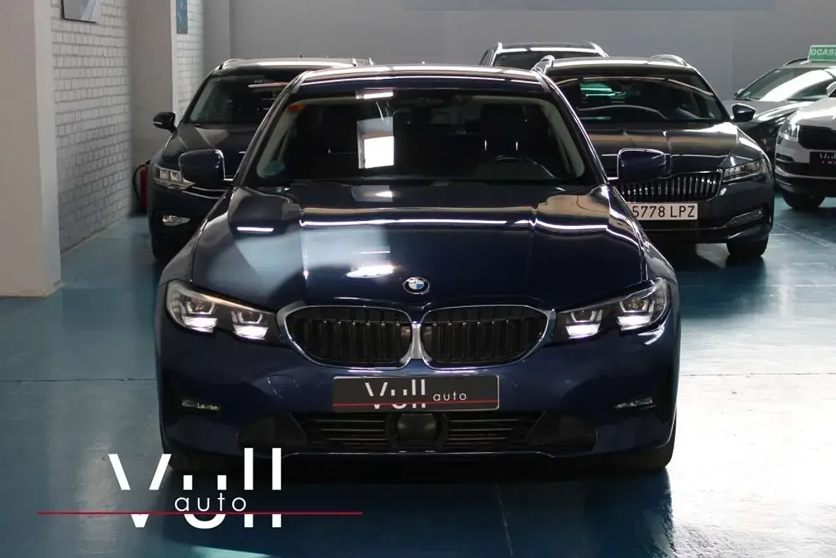 Usado BMW 320 Comfort Edition 190 CV (139 kW) 2021 Azul Berlina