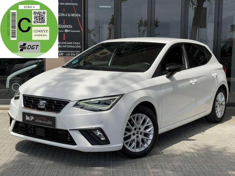 Blanco Usado 2022 Seat Ibiza FR Utilitario | 15.990 € (Precio justo) - Imagen 1/4