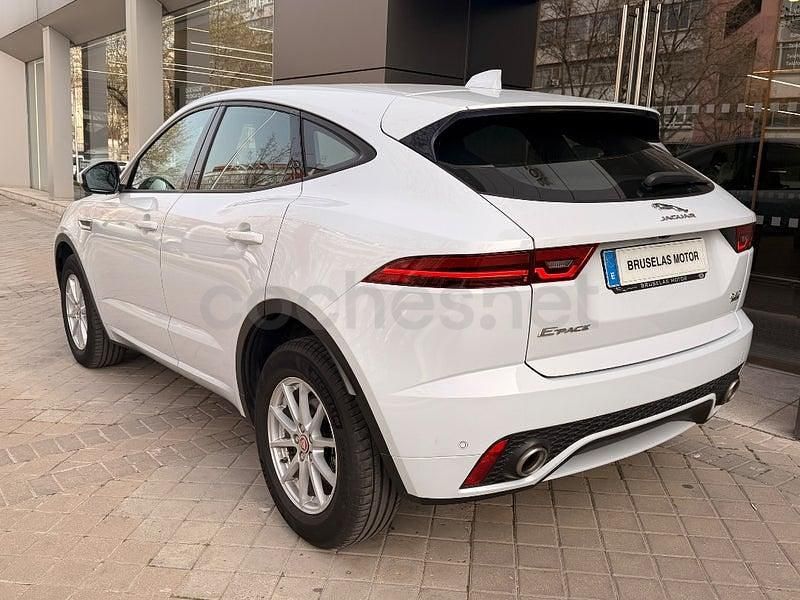 Usado Jaguar E-Pace R-Dynamic 150 CV (110 kW) 2019 Blanco SUV