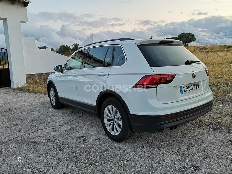 Usado VW Tiguan Advance 150 CV (110 kW) 2019 Blanco SUV