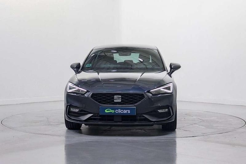 Usado Seat Leon FR 150 CV (110 kW) 2024 Gris Utilitario