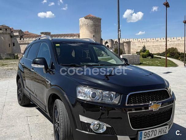 Usado Chevrolet Captiva LTZ 184 CV (135 kW) 2012 Negro SUV