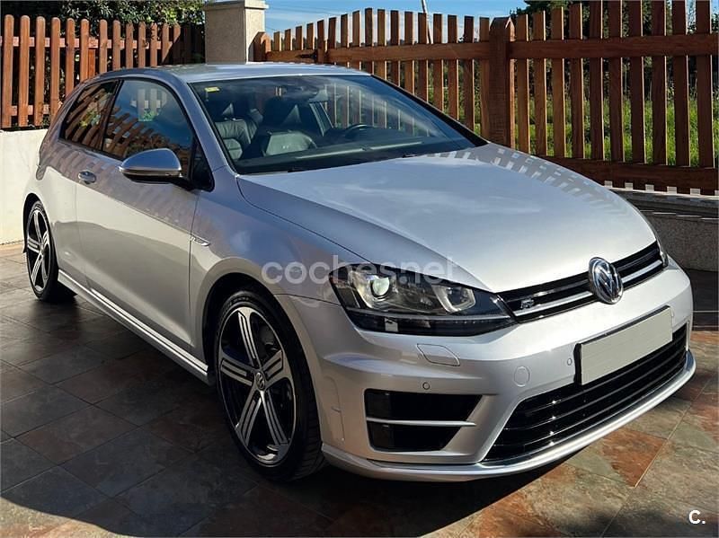 Usado VW Golf VII R 300 CV (220 kW) 2014 Gris / plata Berlina