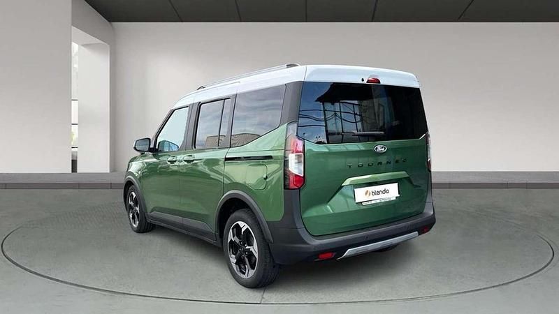 Usado Ford Tourneo Active 125 CV (91 kW) 2024 Verde Van