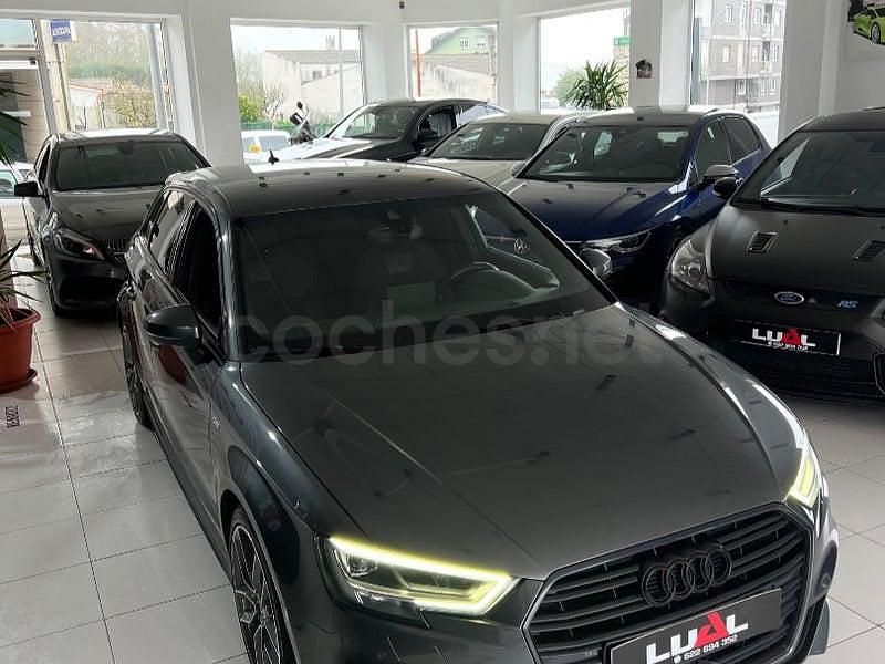 Usado Audi A3 S-Line 150 CV (110 kW) 2019 Gris / plata Berlina