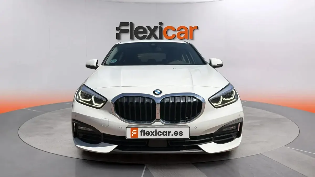 Usado BMW 116 116 CV (85 kW) 2022 Blanco Utilitario