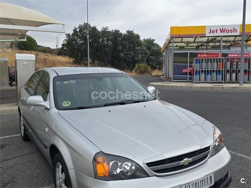 Beige Usado 2005 Chevrolet Evanda CDX Berlina | 2800 € - Imagen 1/4