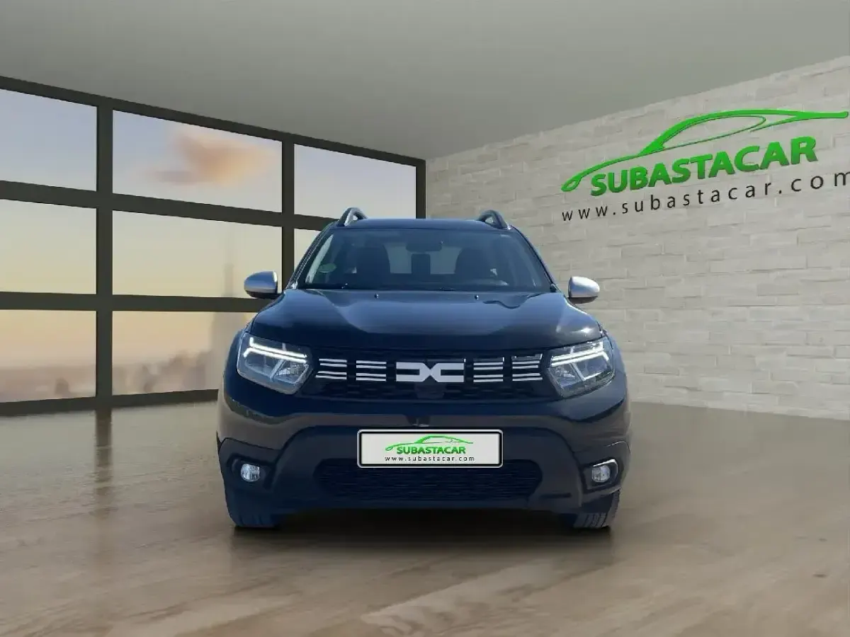 Usado Dacia Duster Expression 115 CV (84 kW) 2023 Gris SUV