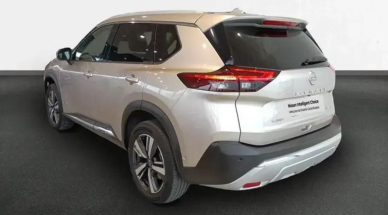 Usado Nissan X-Trail Tekna 215 CV (158 kW) 2024 Champagne silver SUV