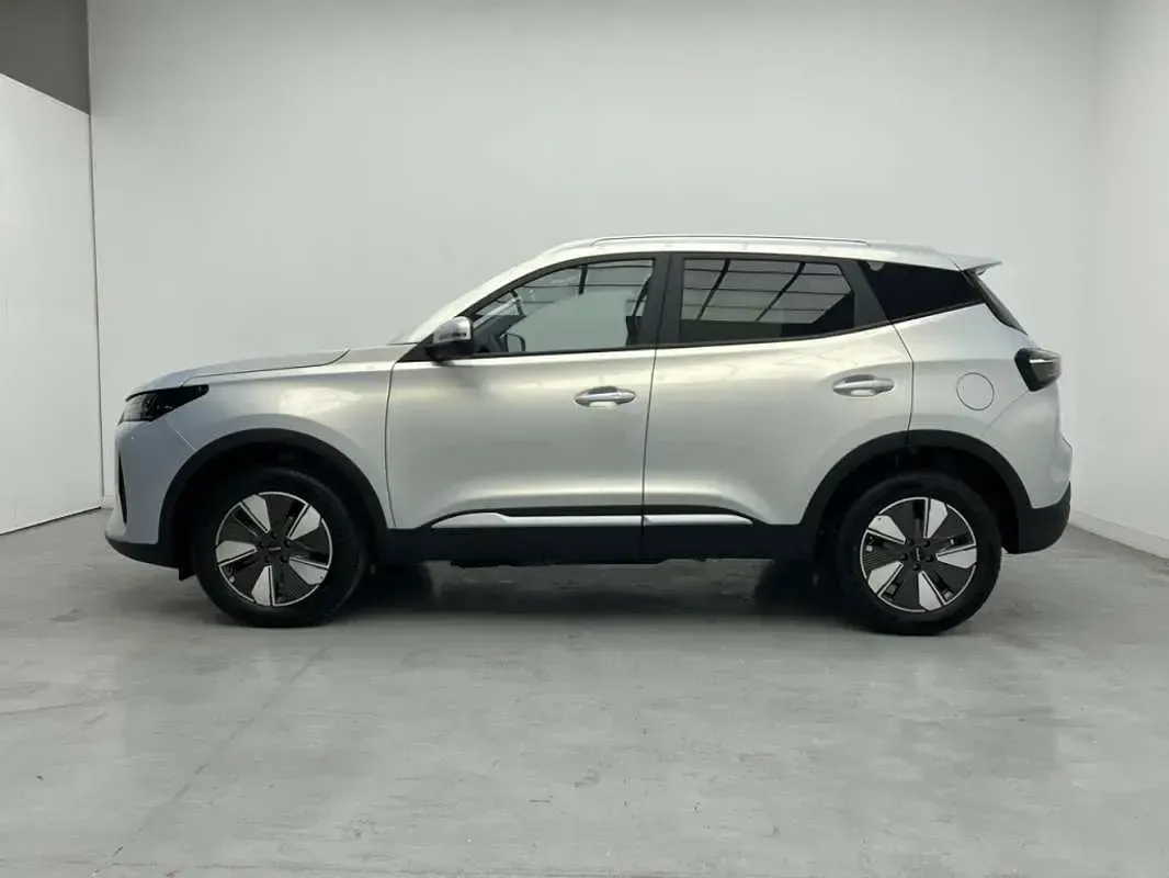 Nuevo Ebro s400 211 CV (155 kW) 2025 Gris SUV