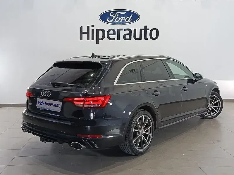 Usado Audi A4 S-Line 150 CV (110 kW) 2017 Negro Familiar