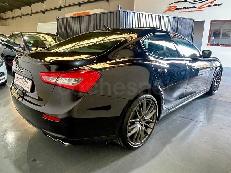 Usado Maserati Ghibli 410 CV (301 kW) 2016 Negro Berlina
