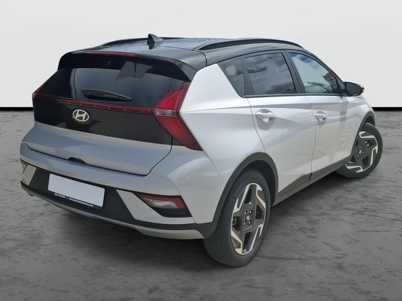 Usado Hyundai Bayon Blackline 100 CV (73 kW) 2025 Gris lumen (techo negro) SUV