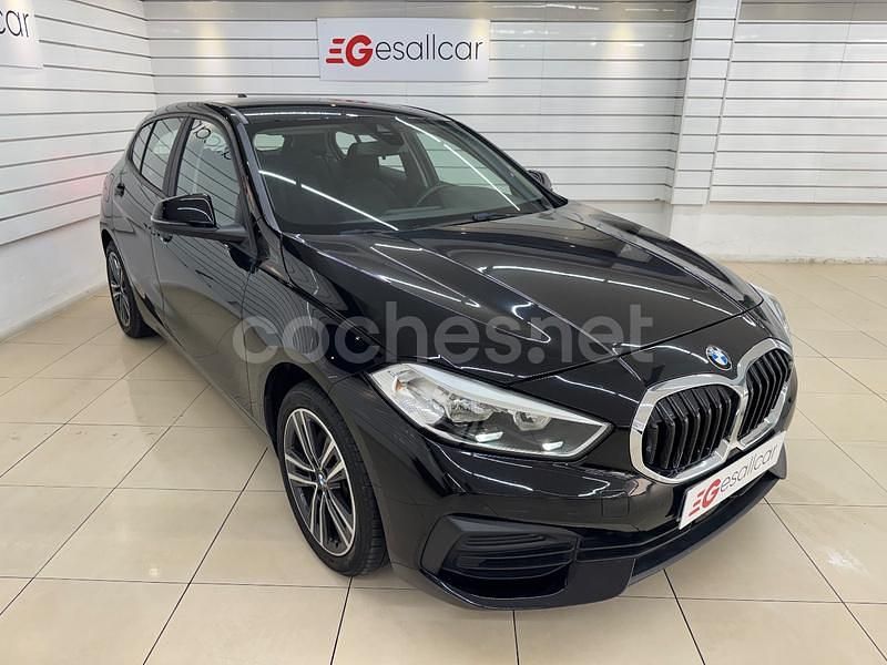 Usado BMW 118 140 CV (102 kW) 2019 Negro Utilitario