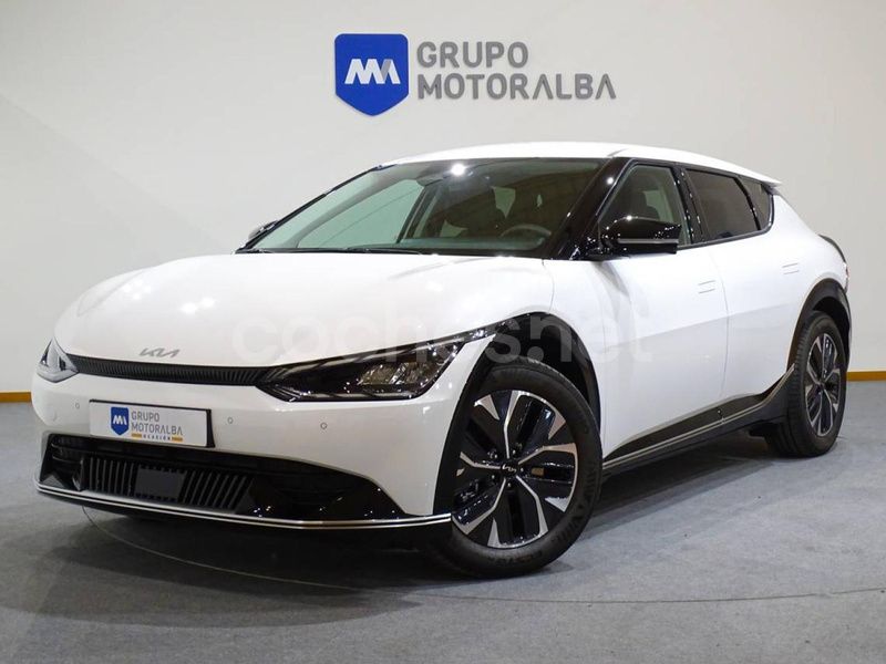 Blanco Usado 2023 Kia EV6 Plus SUV | 42.990 € (Un poco caro) - Imagen 1/4