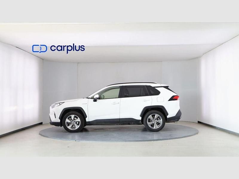 Usado Toyota RAV4 Advance 218 CV (160 kW) 2021 Blanco classic (sol) SUV
