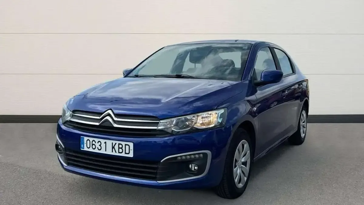 Usado Citroën C-Elysee I Feel 82 HP (60 kW) 2017 Azul Sedan