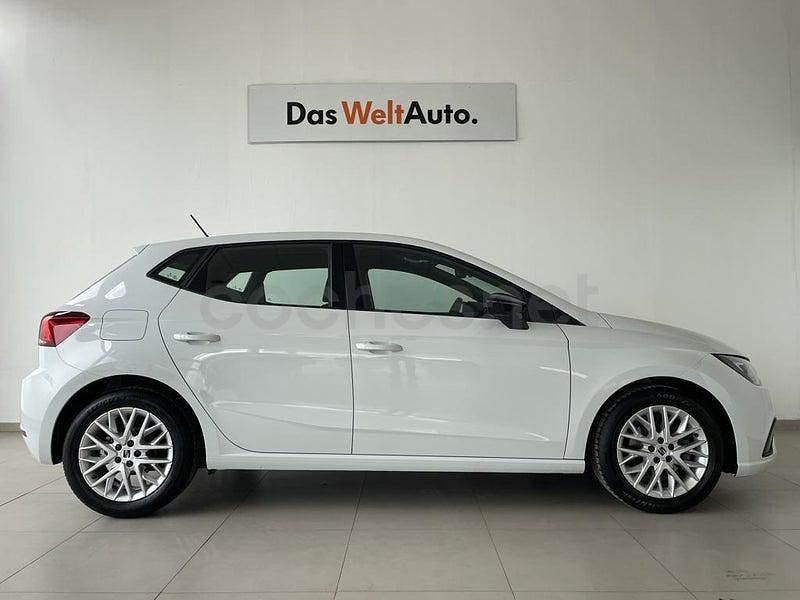 Usado Seat Ibiza FR 115 CV (84 kW) 2024 Blanco Utilitario