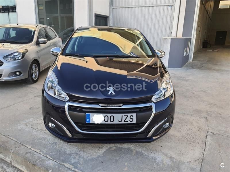 Azul Usado 2017 Peugeot 208 Style Utilitario | 7000 € (Buen precio) - Imagen 1/4