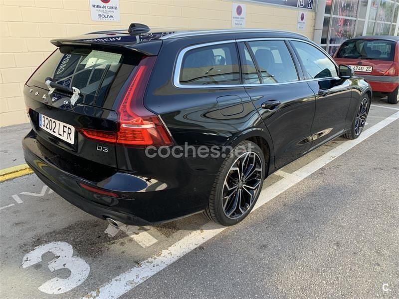 Usado Volvo V60 Business Edition 150 CV (110 kW) 2020 Negro Familiar