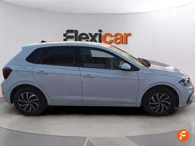 Usado VW Polo Life 95 CV (69 kW) 2023 Blanco Utilitario