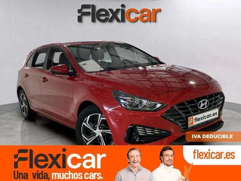 Rojo Usado 2021 Hyundai i30 Berlina | 13.490 € (Buen precio) - Imagen 1/4