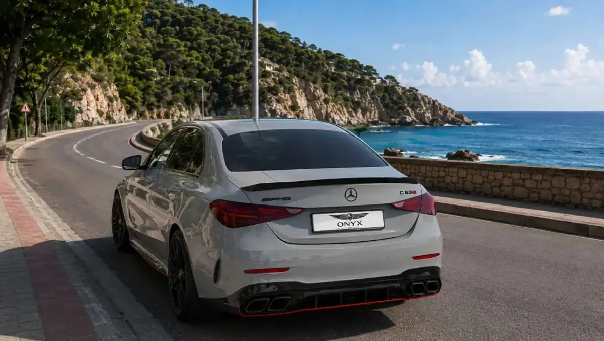Usado Mercedes C63 AMG AMG 680 CV (500 kW) 2024 Gris Berlina