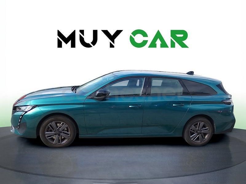 Usado Peugeot 308 SW Active 131 CV (96 kW) 2023 Azul Familiar