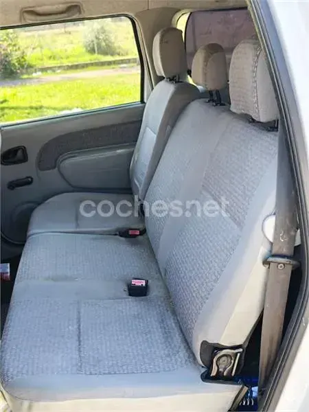 Usado Dacia Logan Lauréate 105 CV (77 kW) 2007 Blanco Familiar
