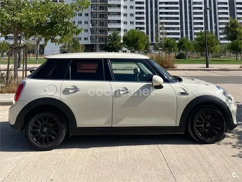 Usado Mini One D 95 CV (69 kW) 2018 Beige Utilitario