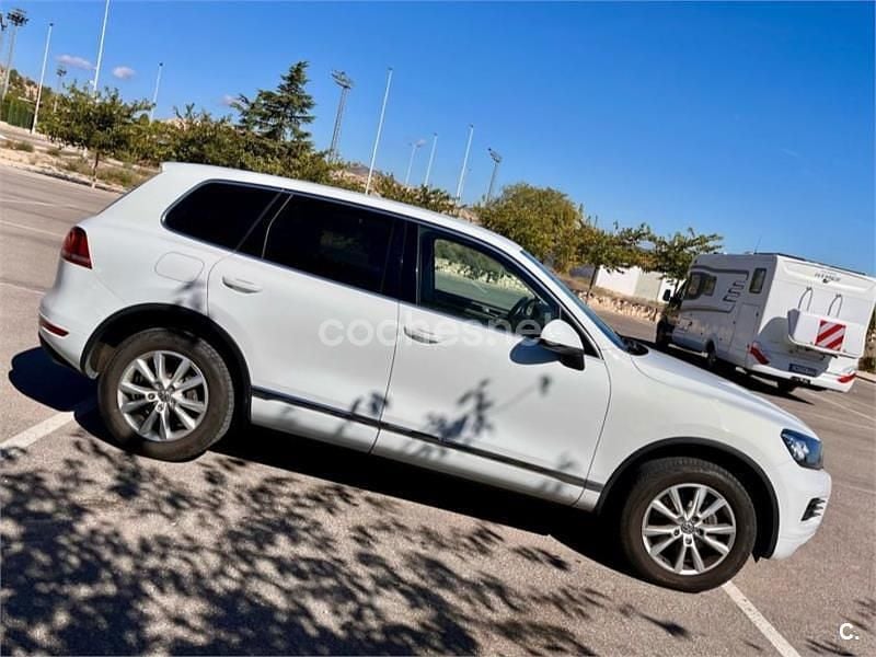 Usado VW Touareg 245 CV (180 kW) 2012 Blanco SUV