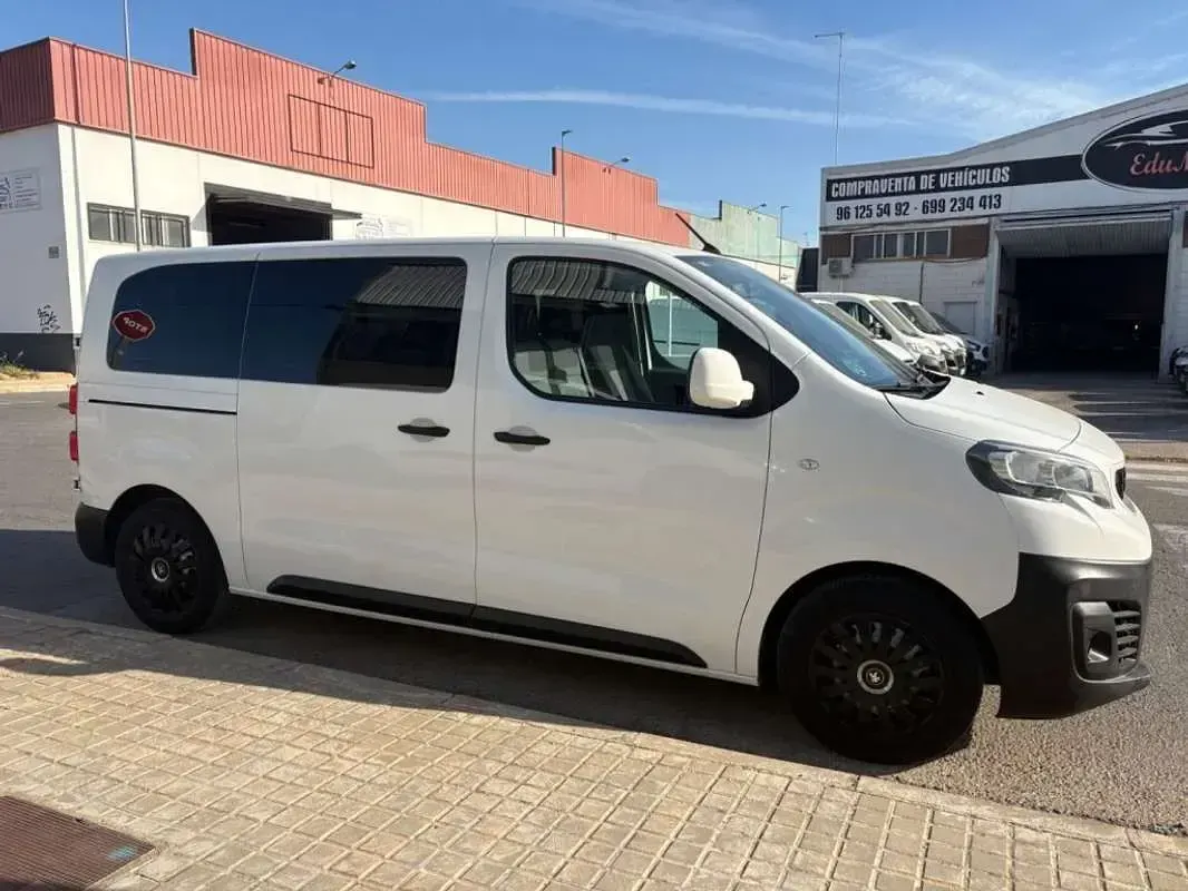 Usado Peugeot Expert S 122 CV (89 kW) 2018 Blanco Van