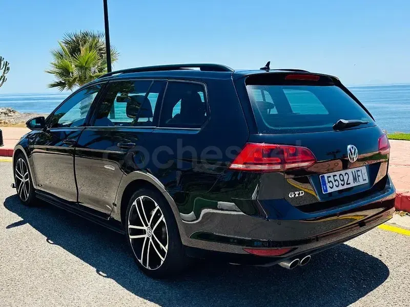 Usado VW Golf VII GTD 184 CV (135 kW) 2016 Negro Familiar