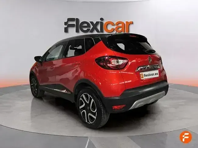 Usado Renault Captur LIMITED 90 CV (66 kW) 2019 Rojo SUV