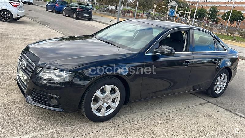 Negro Usado 2011 Audi A4 Berlina | 8449 € (Buen precio) - Imagen 1/4