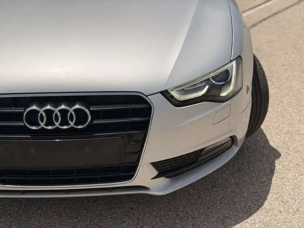 Usado Audi A5 Cabriolet 170 CV (125 kW) 2013 Plateado Descapotable