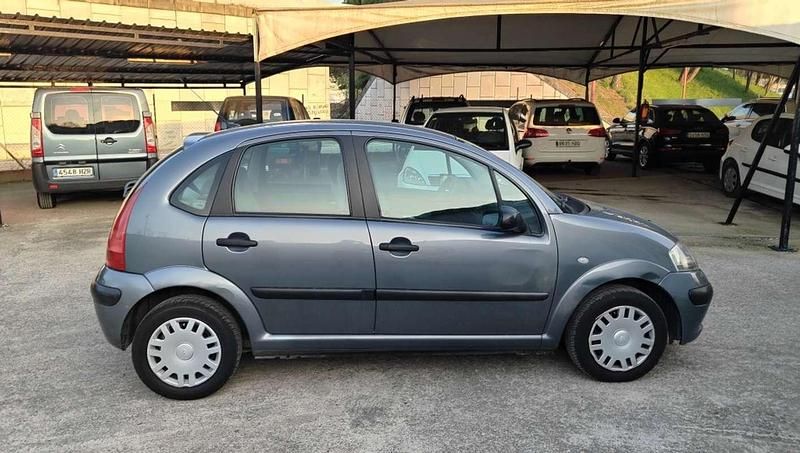 Usado Citroën C3 90 CV (66 kW) 2004 Gris Utilitario