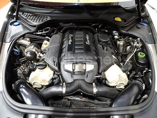 Usado Porsche Panamera Turbo 500 CV (367 kW) 2012 Gris Berlina